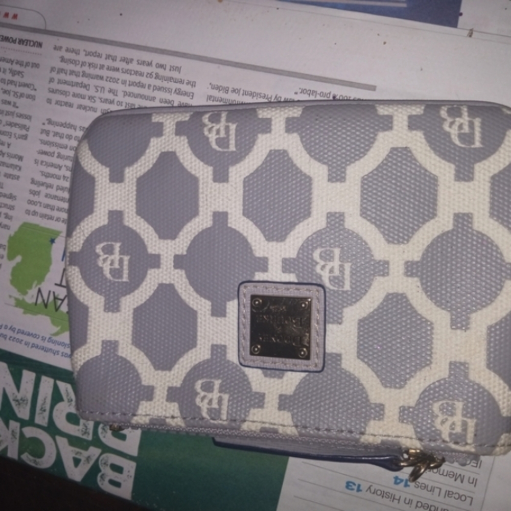 Dooney & Bourke Gray and Cream Wallet